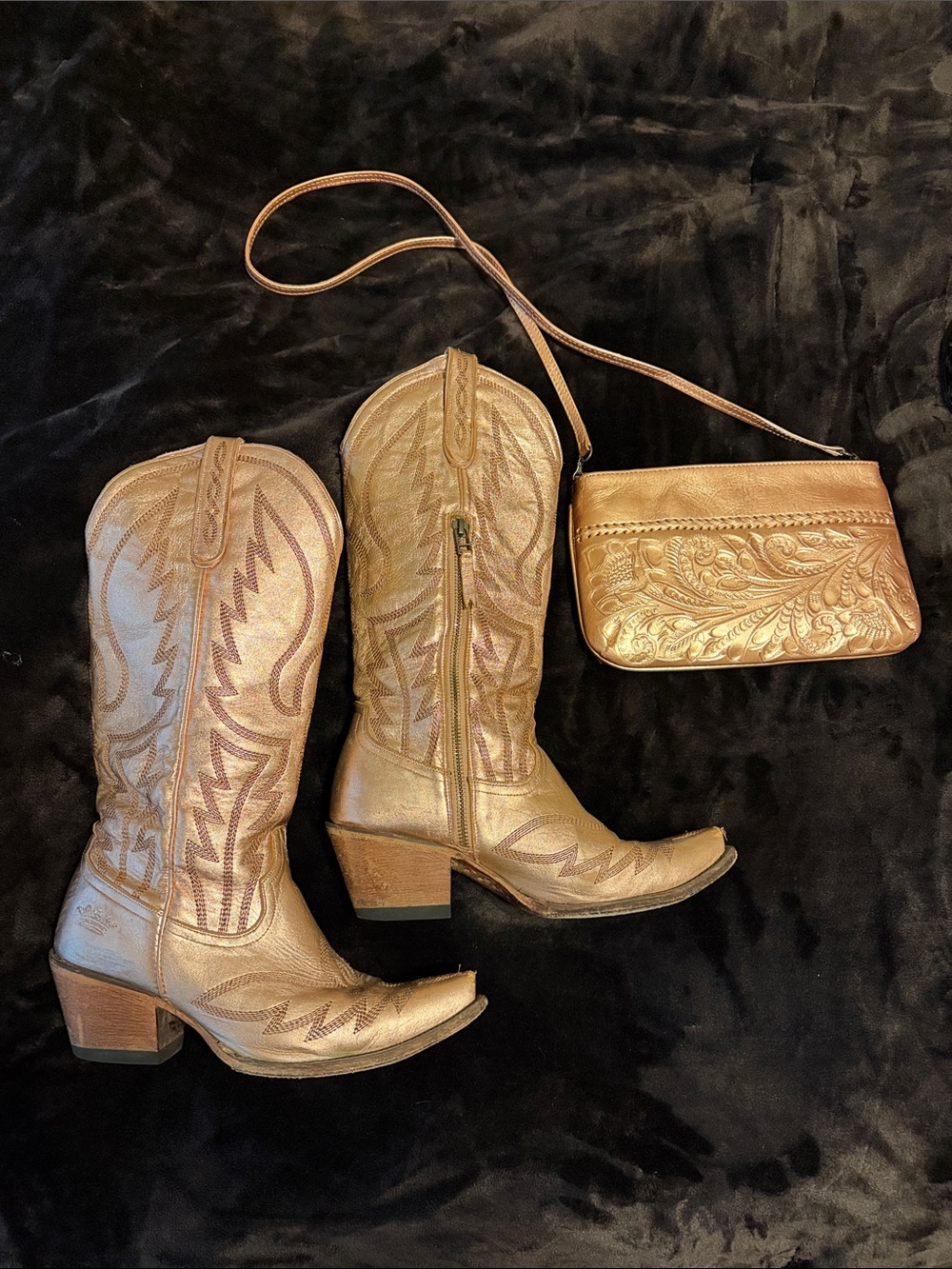 RARE Junk Gypsy ROSE GOLD Women's Western cowboy boots.